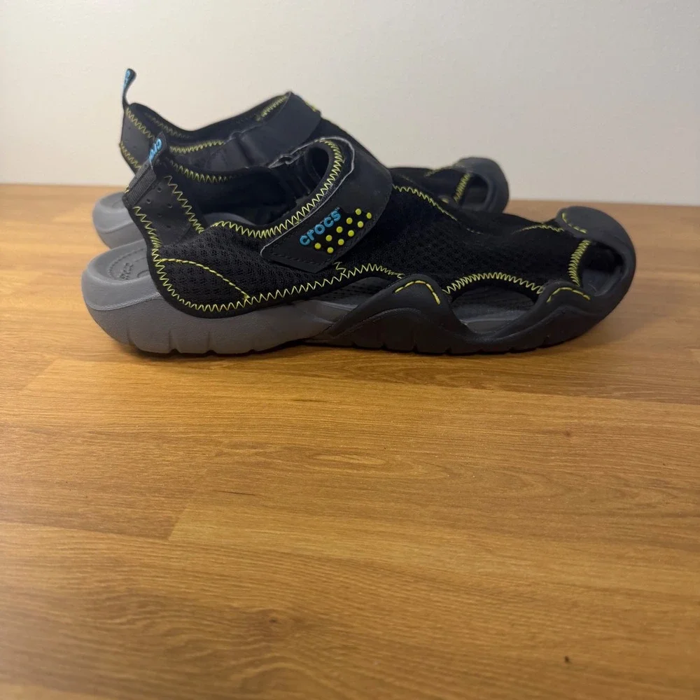 Crocs Swiftwater Mesh Deck Sandals Mens 12 Black Charcoal Lime 15041 Water Shoes